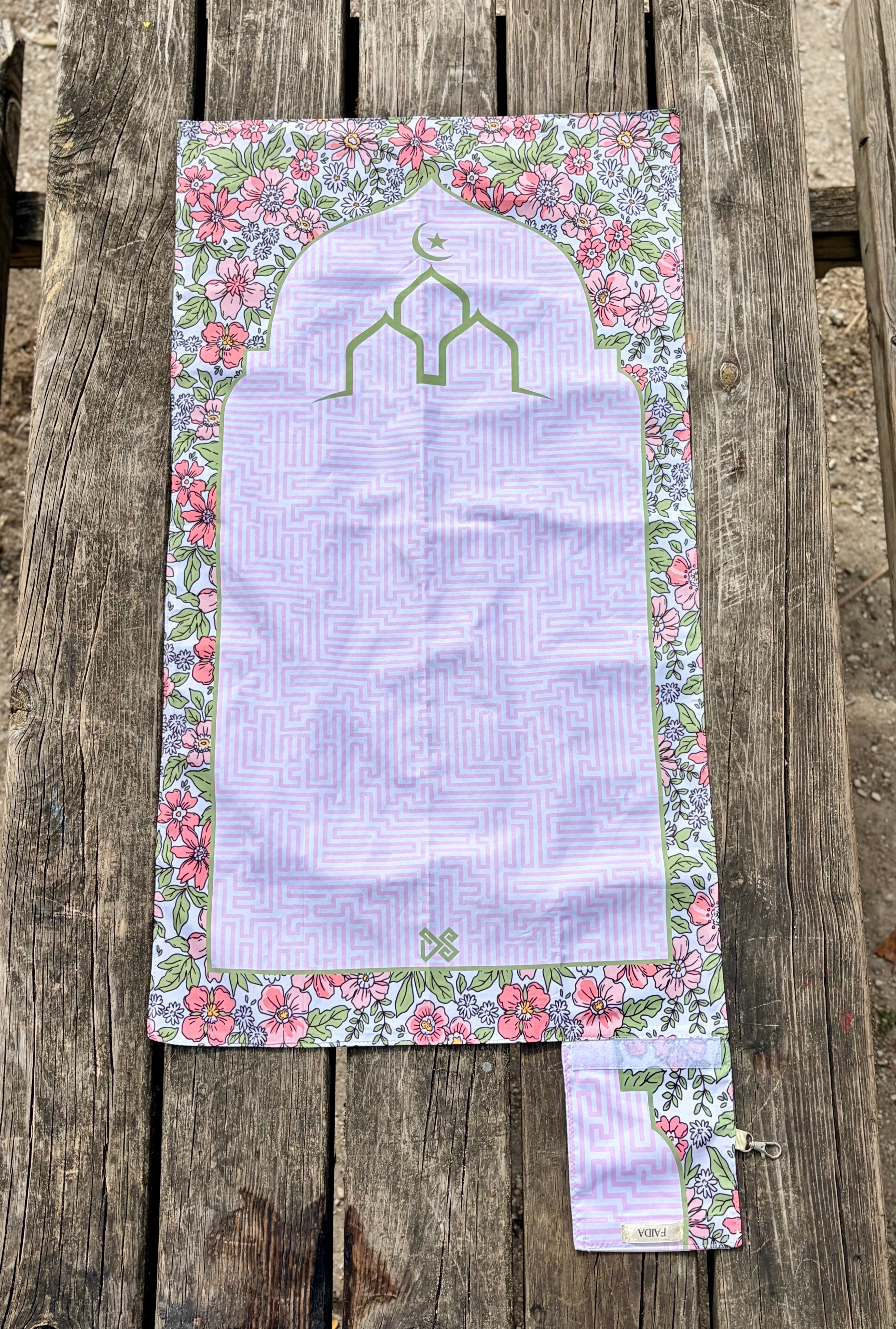 Tapis de prière compact