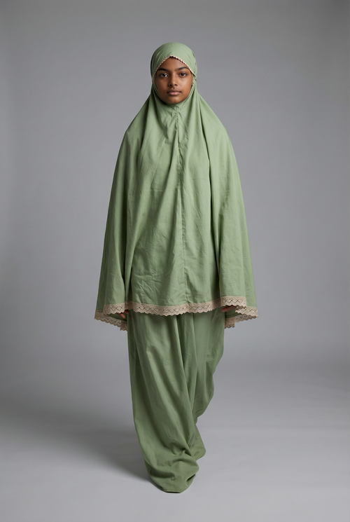 Jilbab Set - Two-piece green with gold trim